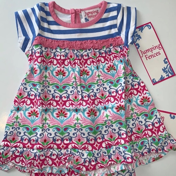 Outfit - Picture 2 of 3